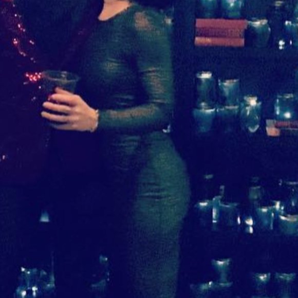 Alice + Olivia Gold and Black dress - Picture 5 of 8